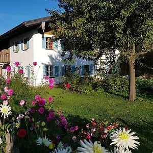 https://ferienwohnung-hofen-5-a43124.com-bavaria.com